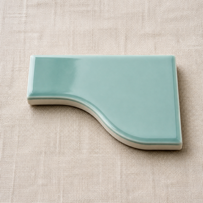 Curve Aquarium Gloss 83x120mm Mosaic Wall Tile — hero product shot