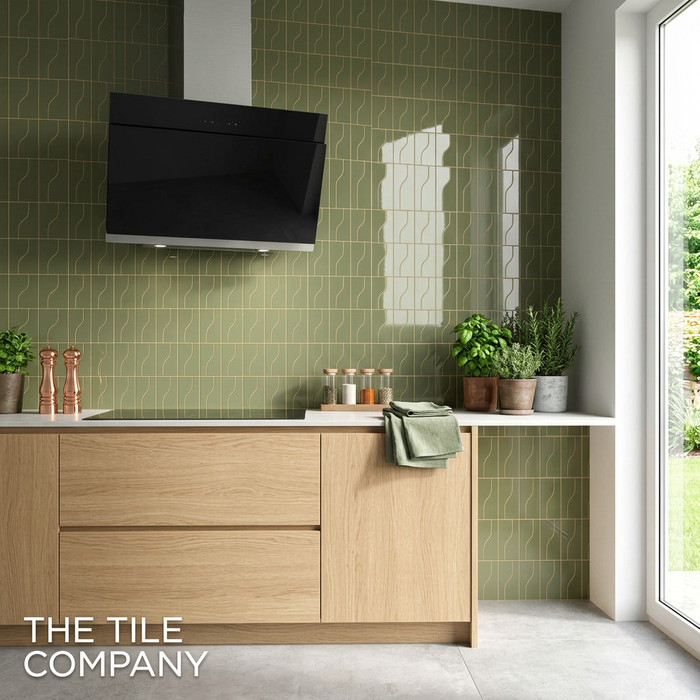 Curve Garden Green Gloss 83x120mm Mosaic Wall Tile (.48m2 box) - image 3