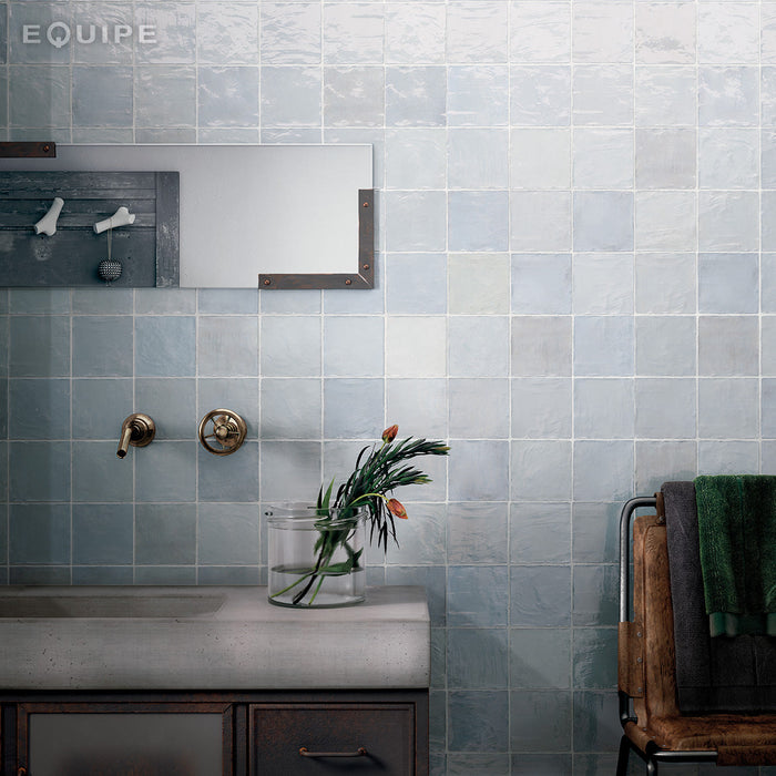 La Riviera Lavanda Blue Gloss Wall Tile 132x132mm (1.00m2 box)