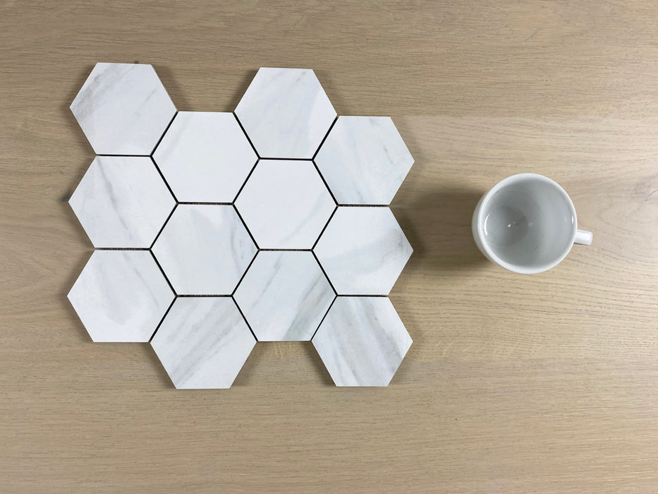Estilo Calacatta-look 328x262mm (sheet size) Polished Hexagon Mosaic Wall Tile (box containing 11 sheets)